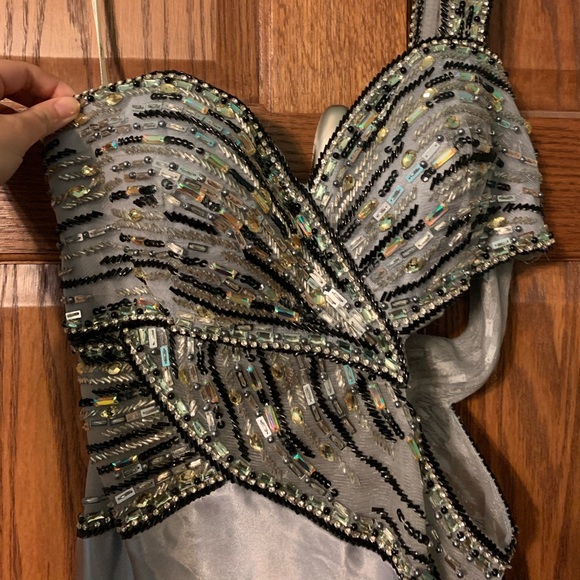 NWT Jasz Couture evening/prom dress - Picture 10 of 14